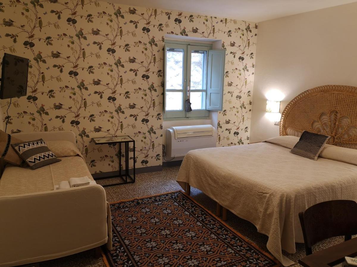 Casa Pagio Hotel Bosa Luaran gambar